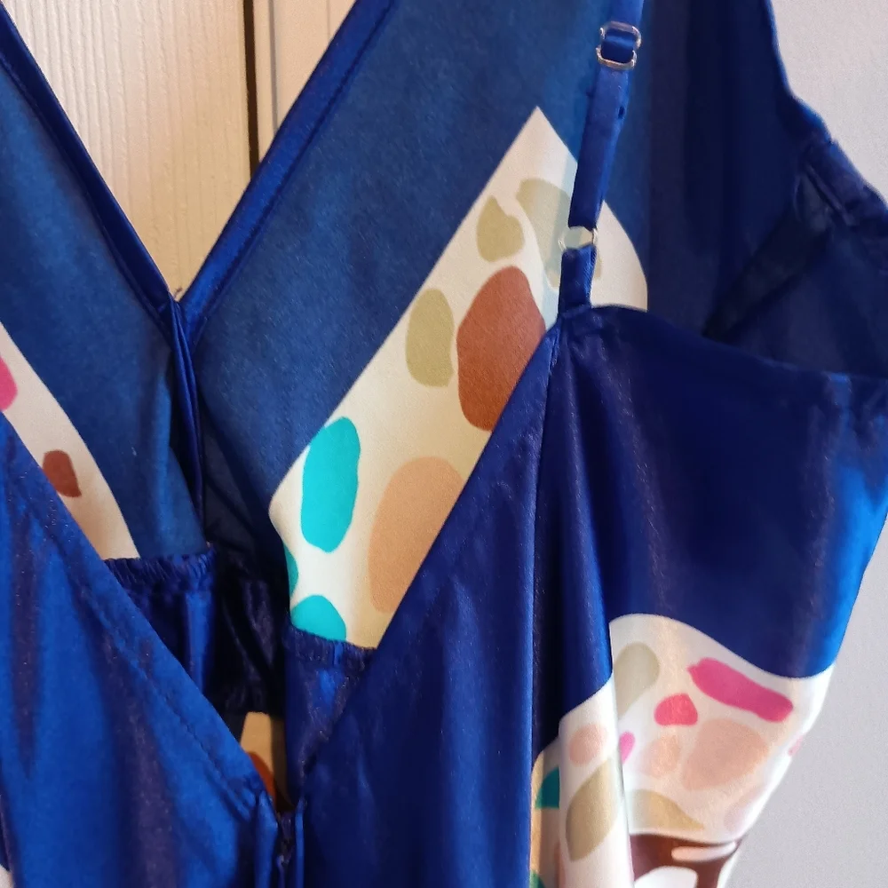 Handmade? Stunning Handkerchief Dress Size Small - Picture 11 of 12